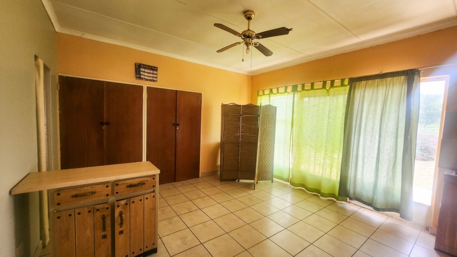 3 Bedroom Property for Sale in Hartbeesfontein North West